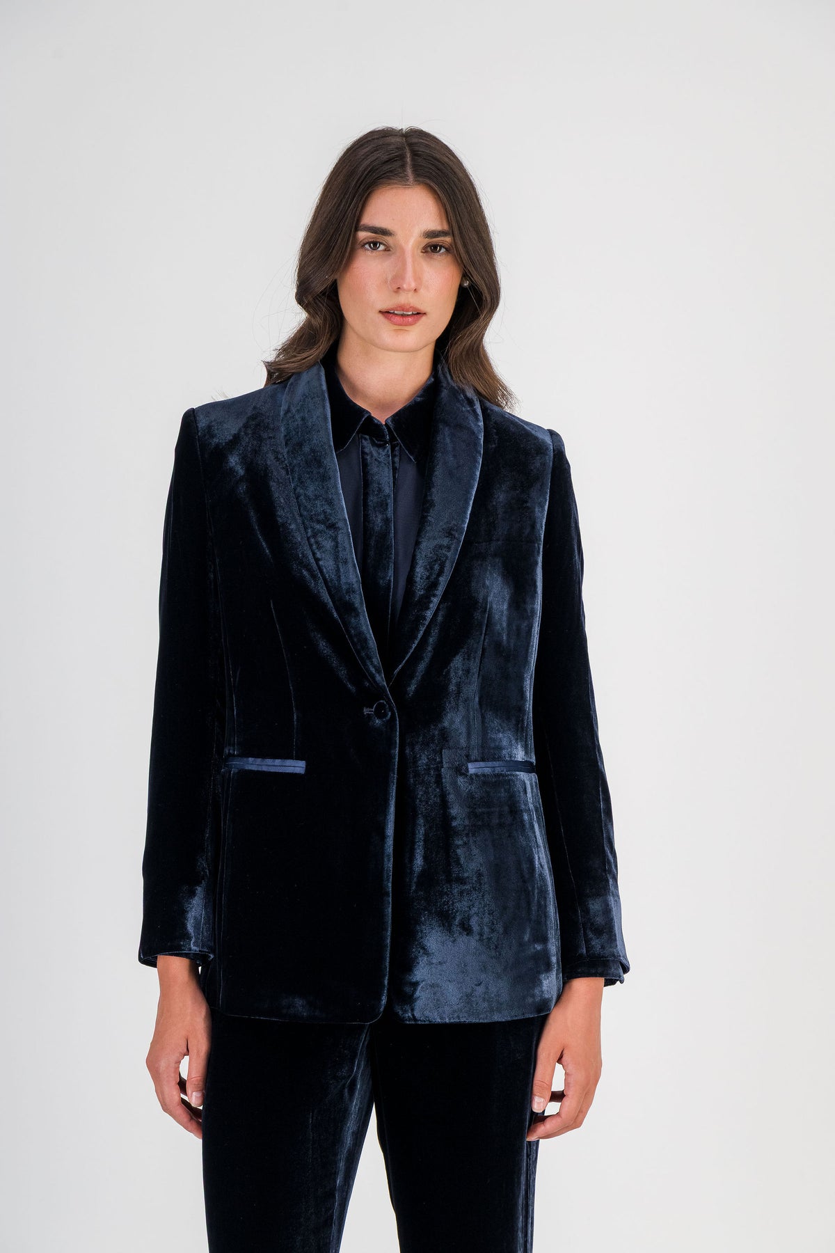 Blazer long en velours de soie marine