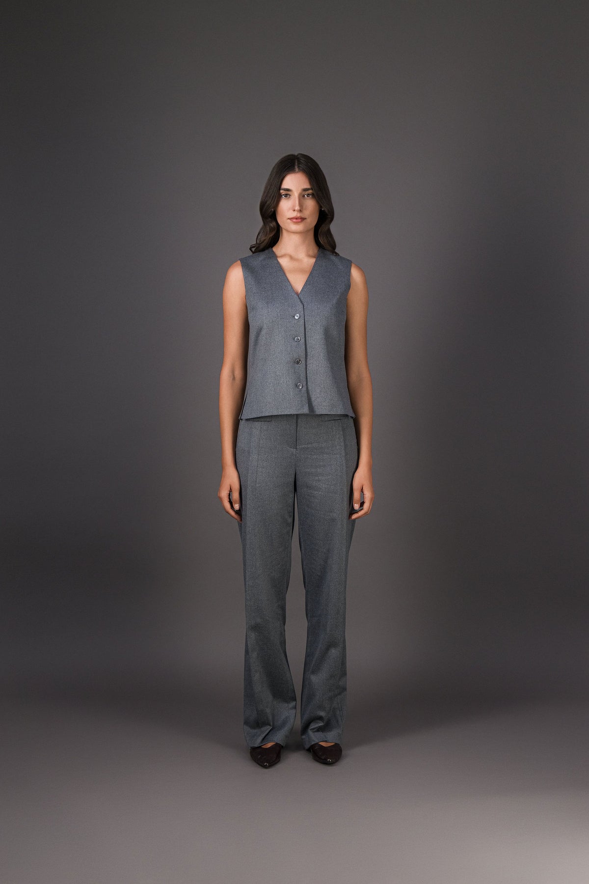 Gilet ajusté à col V en laine gris moyen