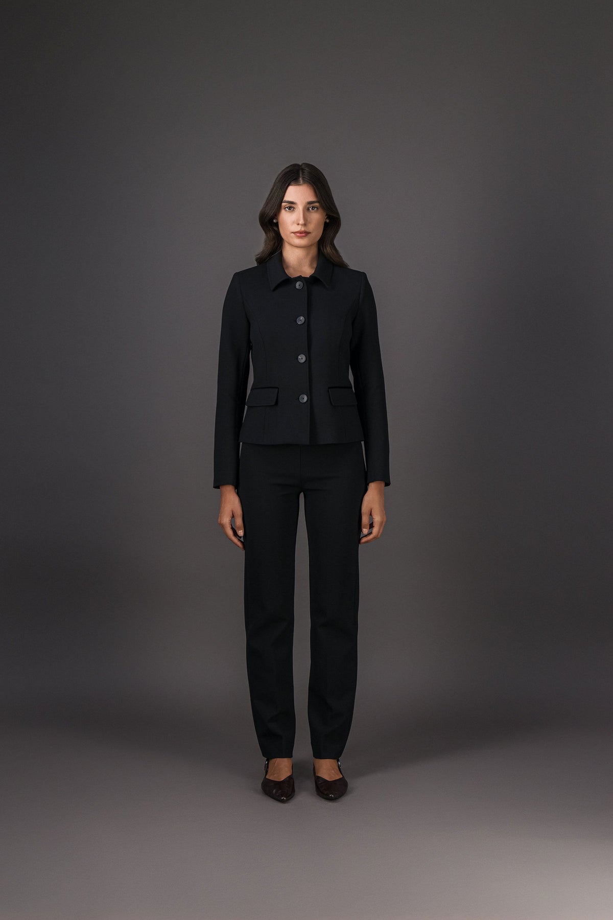 Veste courte col chemise noire