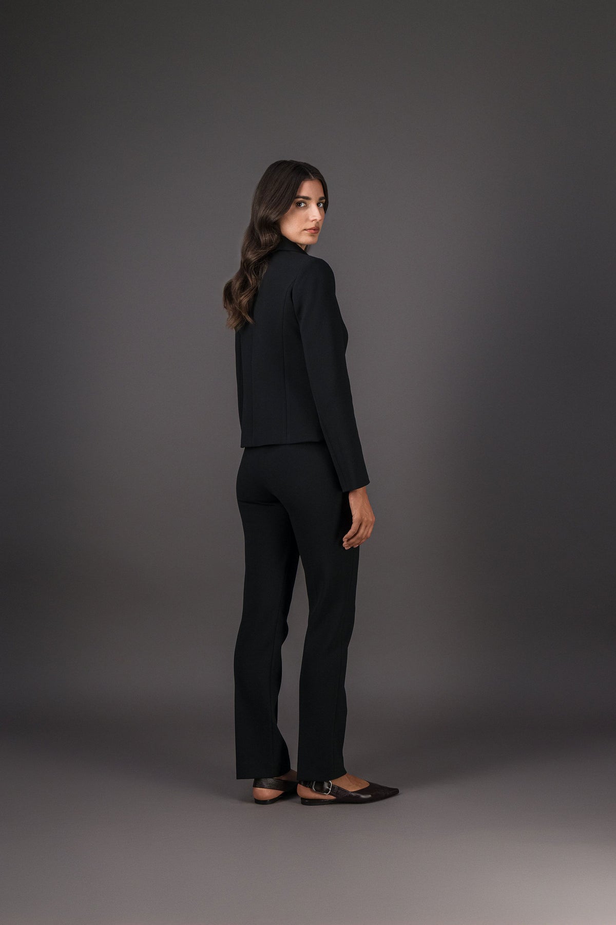 Pantalon droit à pli marqué noir