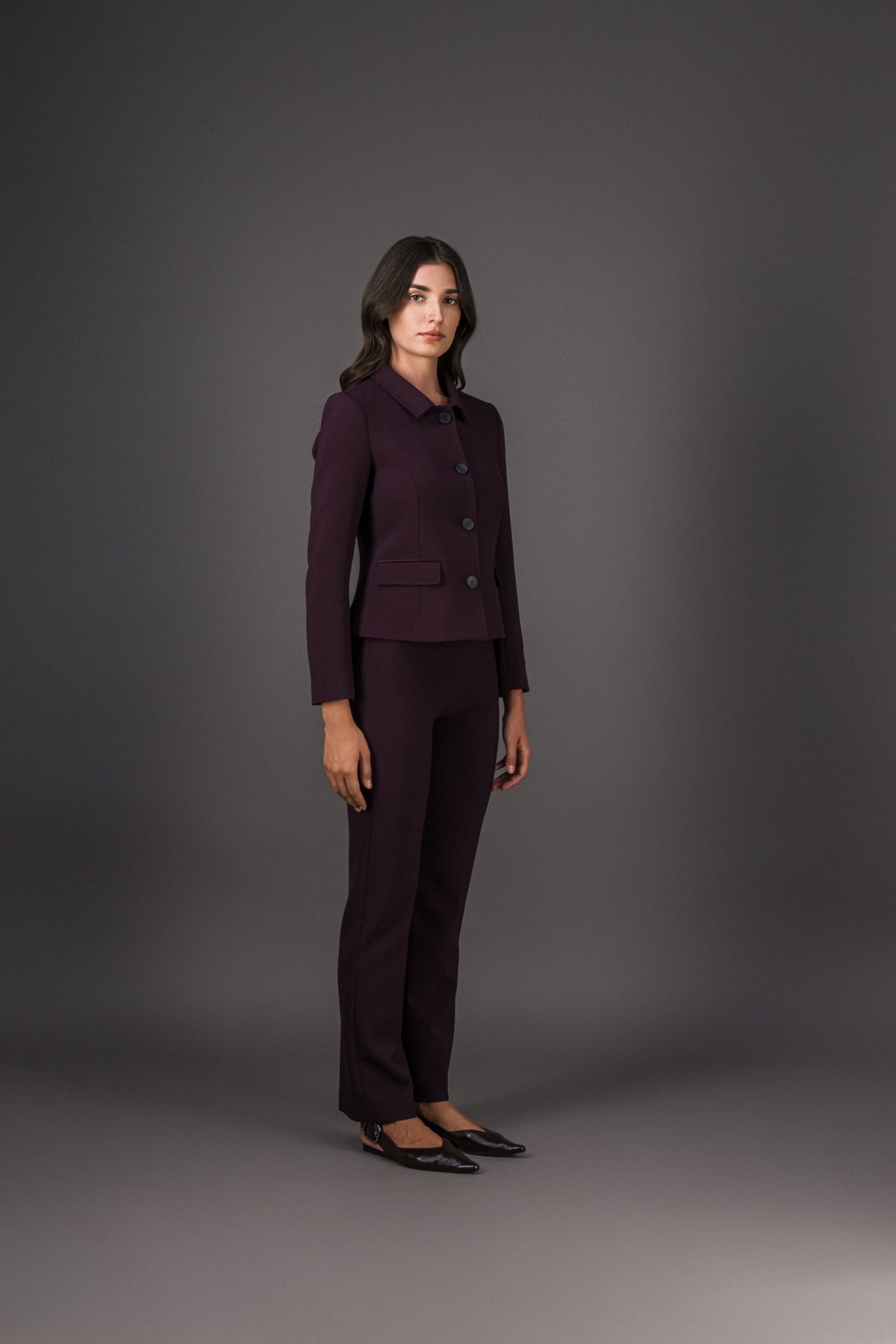 Pantalon droit à pli marqué grenat
