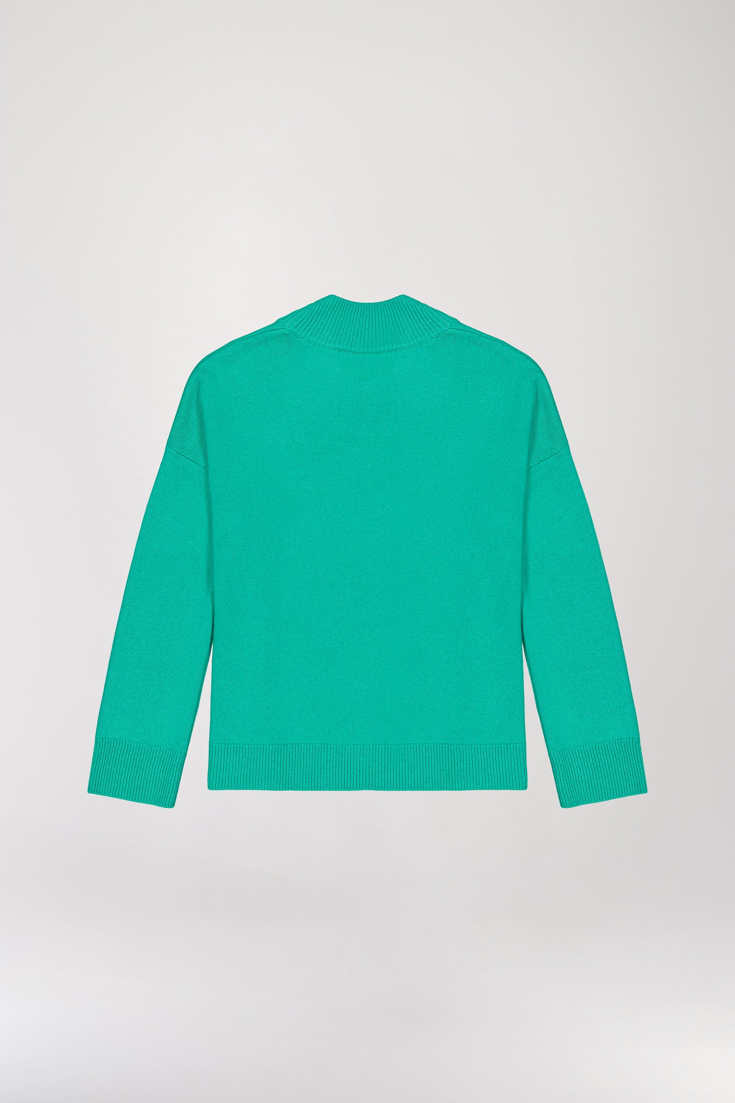 Green cashmere funnel neck sweater