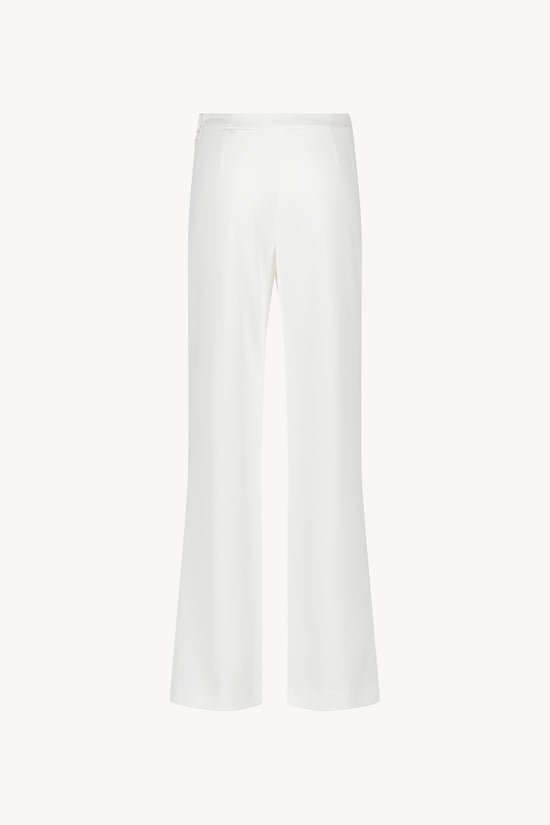 pantalon blanc coupe évasée
