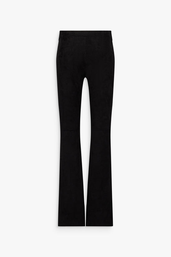 Vue du legging en daim noir, silhouette raffinée et look minimaliste.