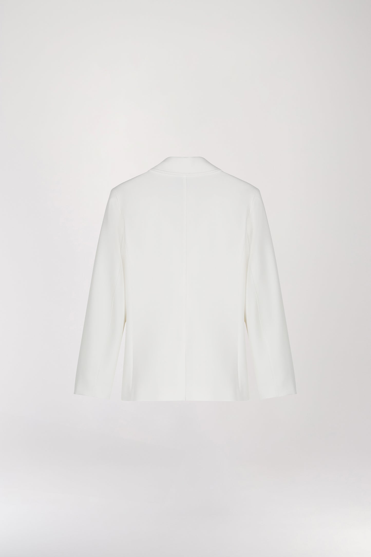 Veste tailleur cintrée blanche