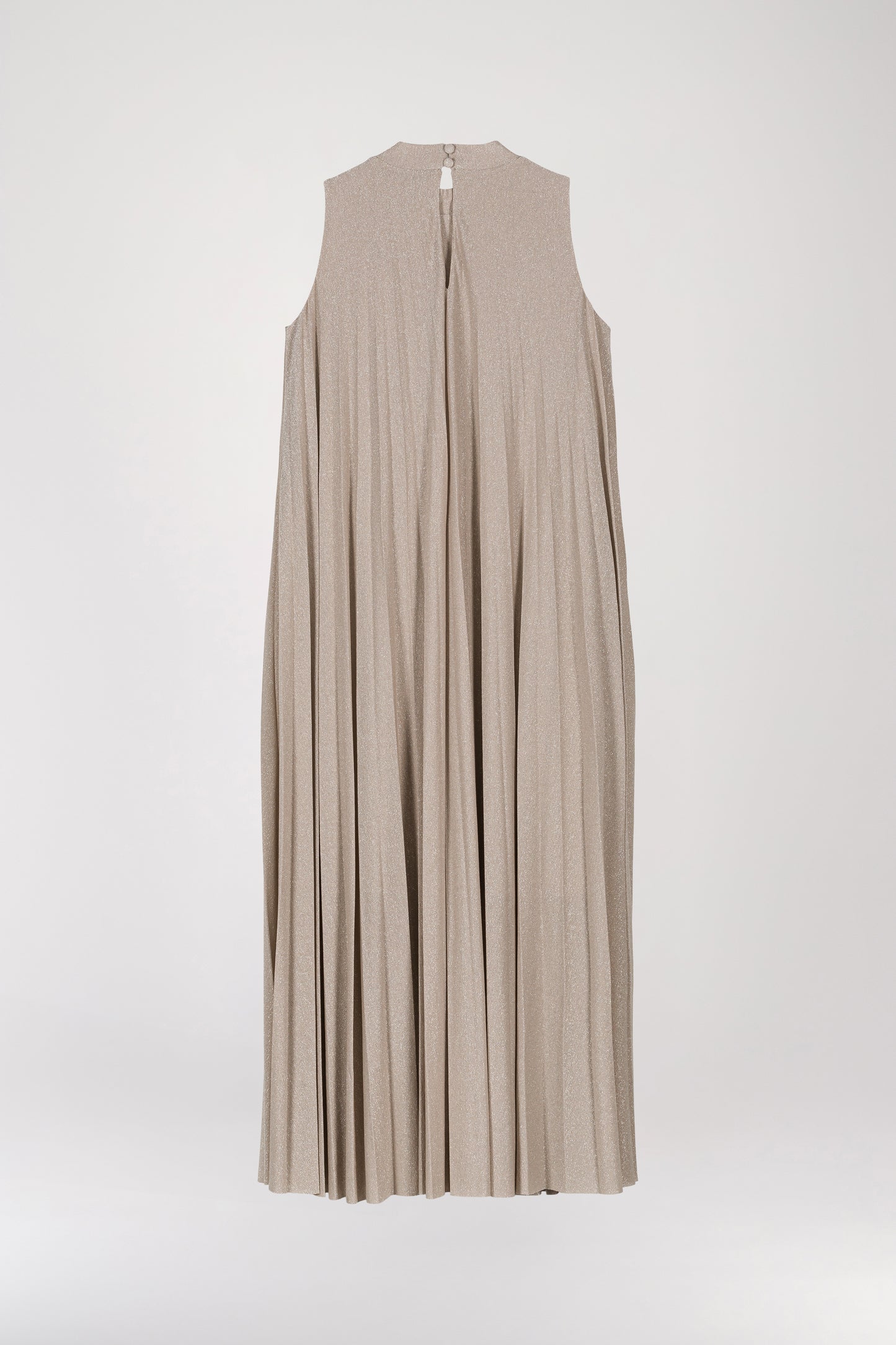 Long pleated dress with gold sequins