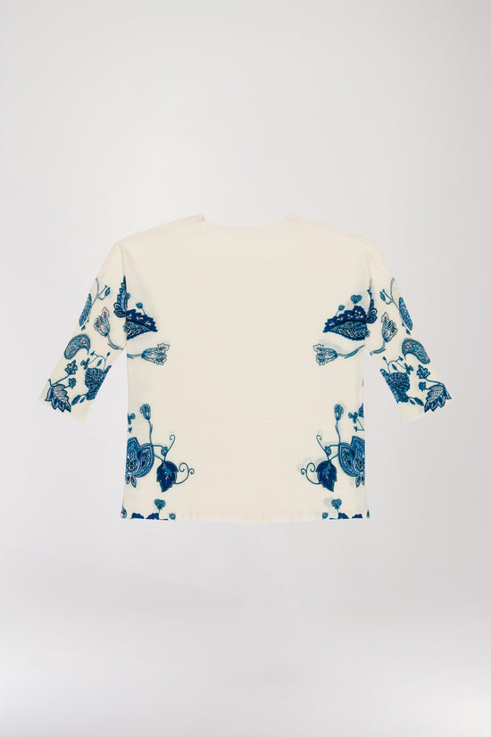 White printed sleeveless sweater