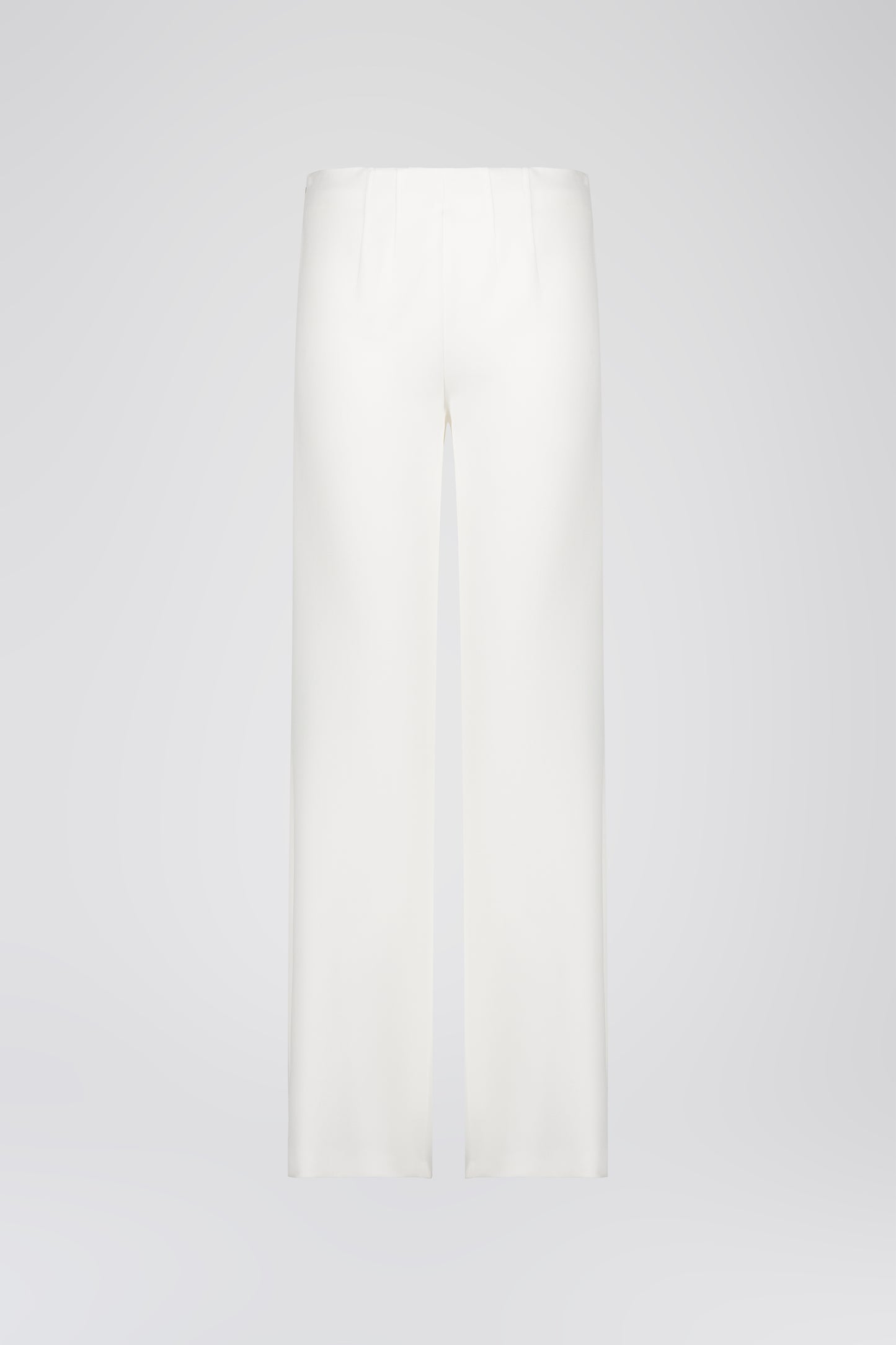 Pantalon évasé blanc cassé à plis structurés