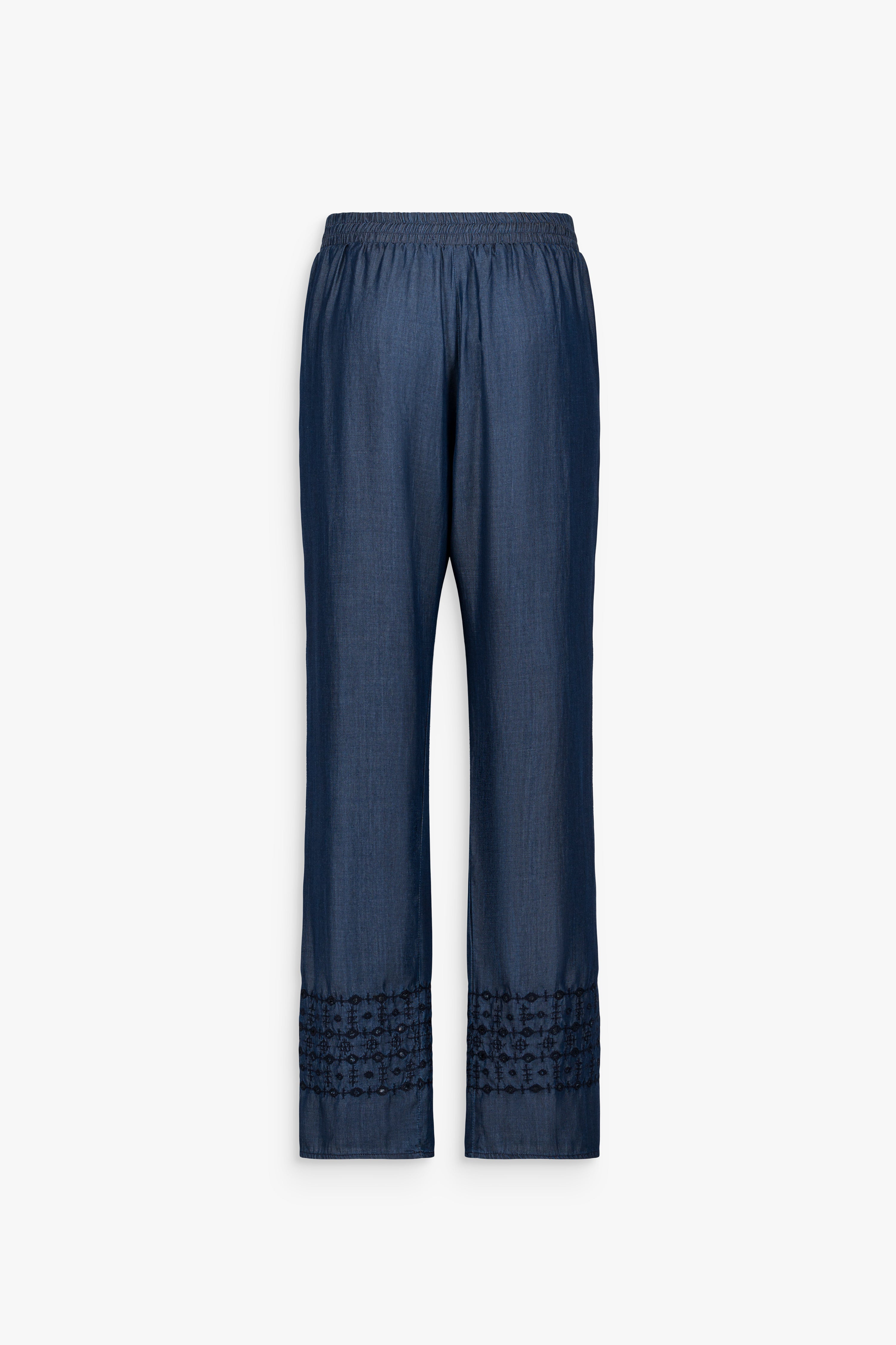Pantalon droit en denim bleu doux, à la coupe fluide et taille élastiquée. 