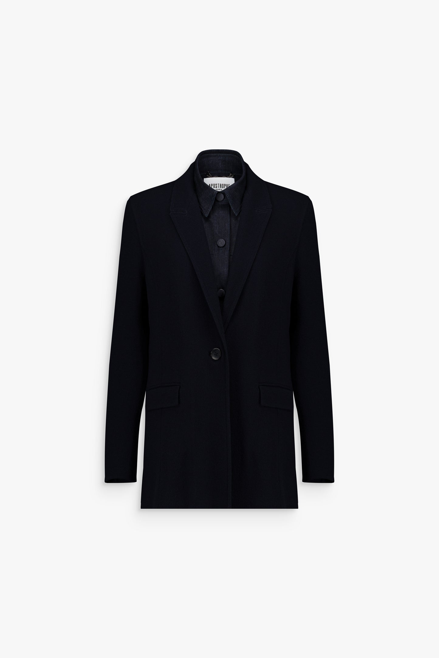 Blazer-chemise marine, coupe droite et col tailleur, style moderne et élégant.