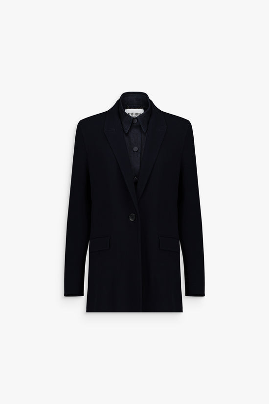 Blazer-chemise marine, coupe droite et col tailleur, style moderne et élégant.