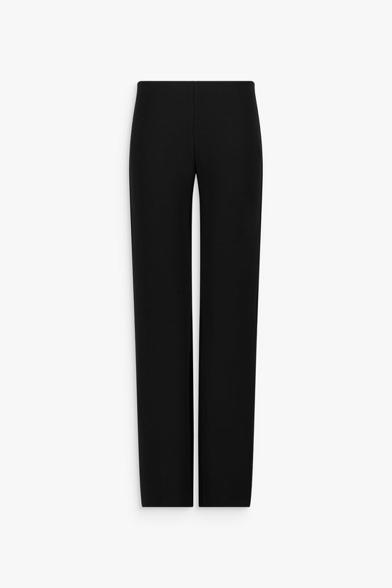 Pantalon droit noir, coupe nette et tissu légèrement extensible.