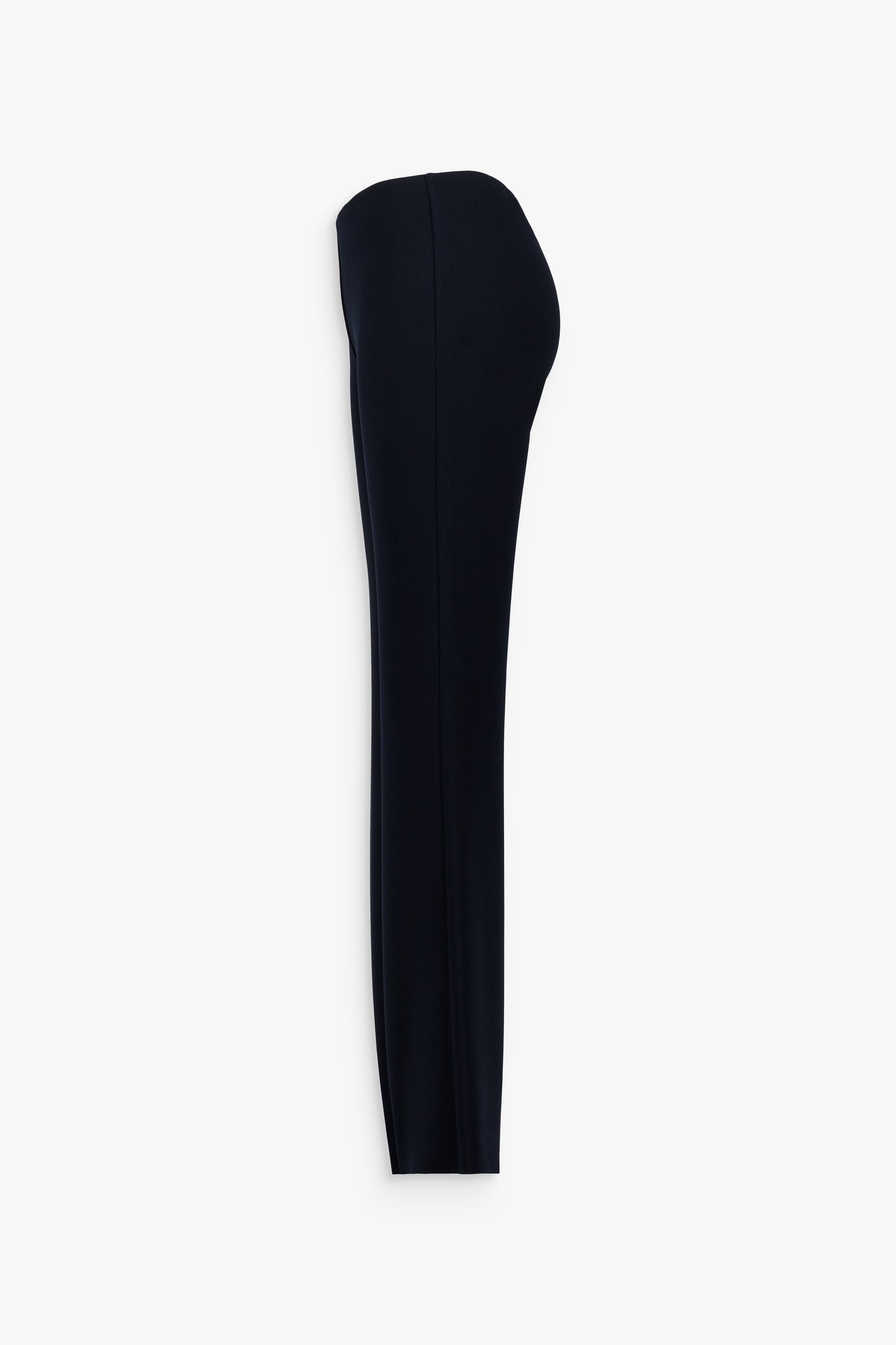 Pantalon fluide bleu marine, parfait pour la saison.