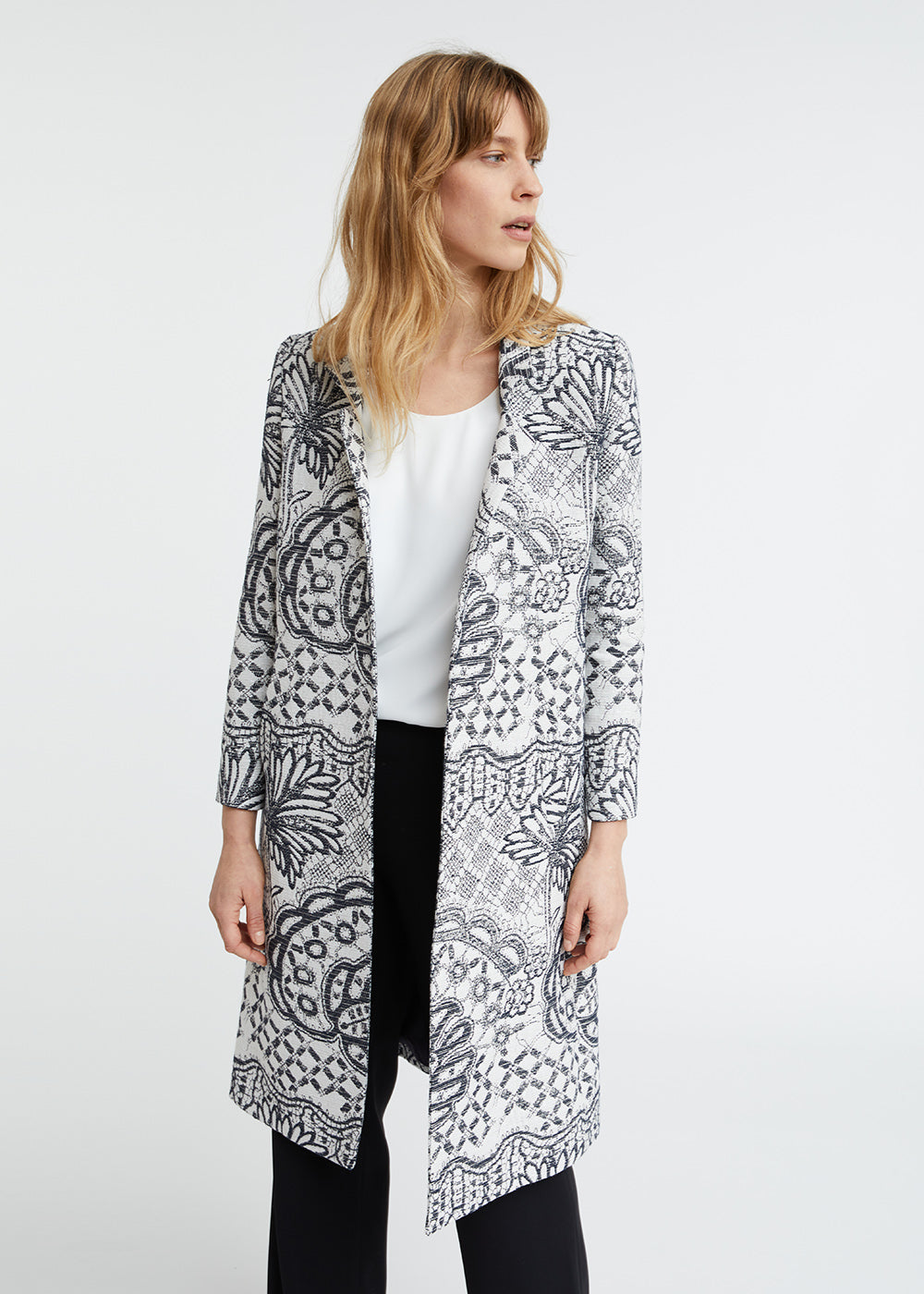 Manteau en jacquard