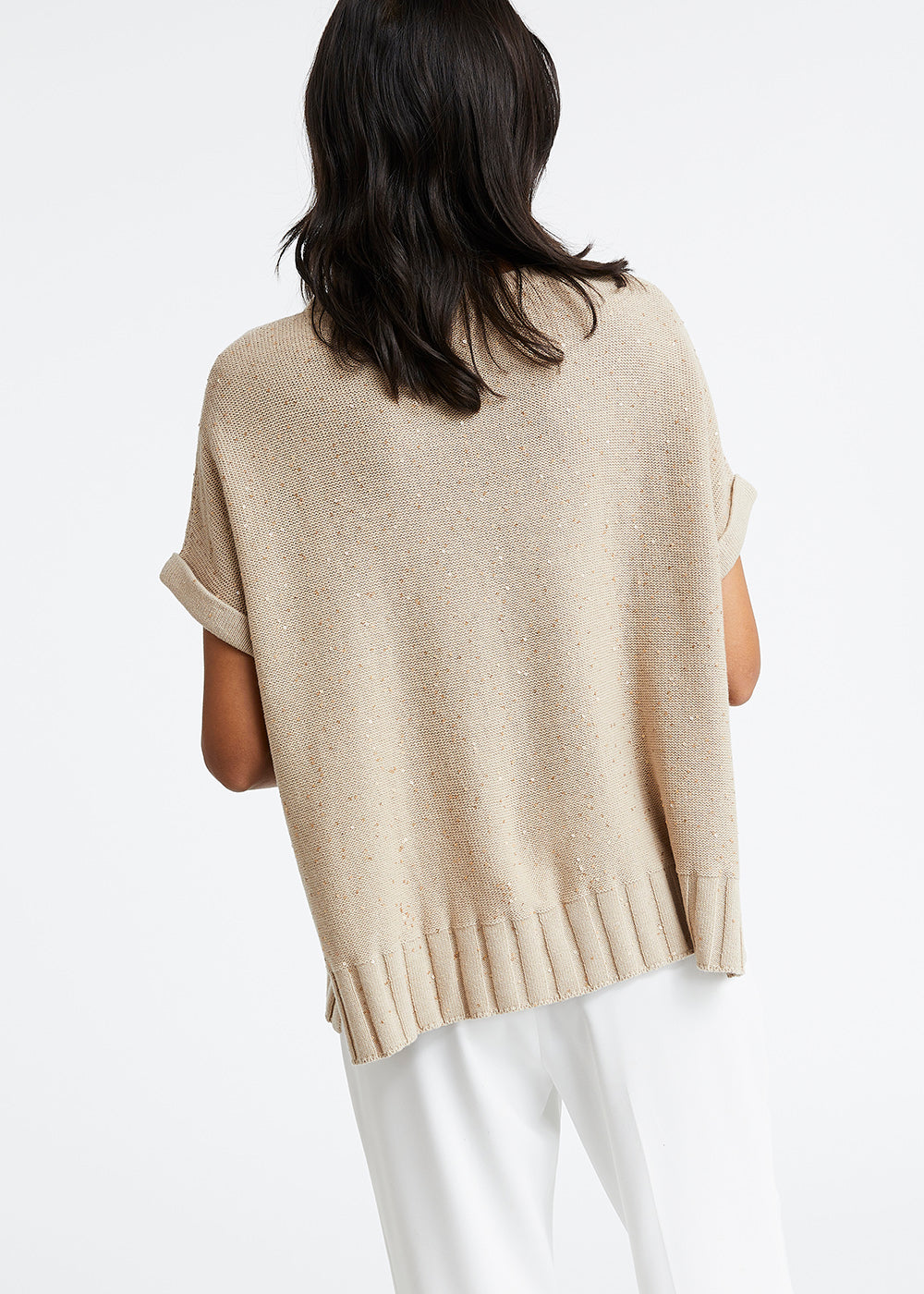 Pull ample beige à sequins