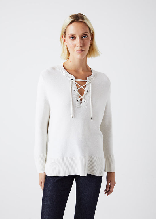 PULL A LACETS BLANC