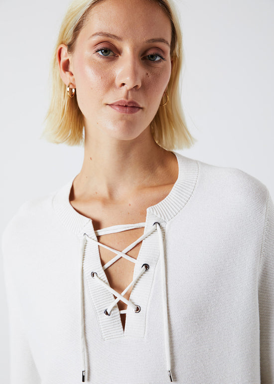 PULL A LACETS BLANC