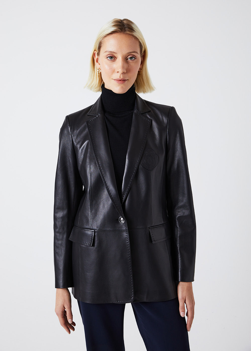 Apostrophe blazer en cuir noir avec ecusson Mode Femme