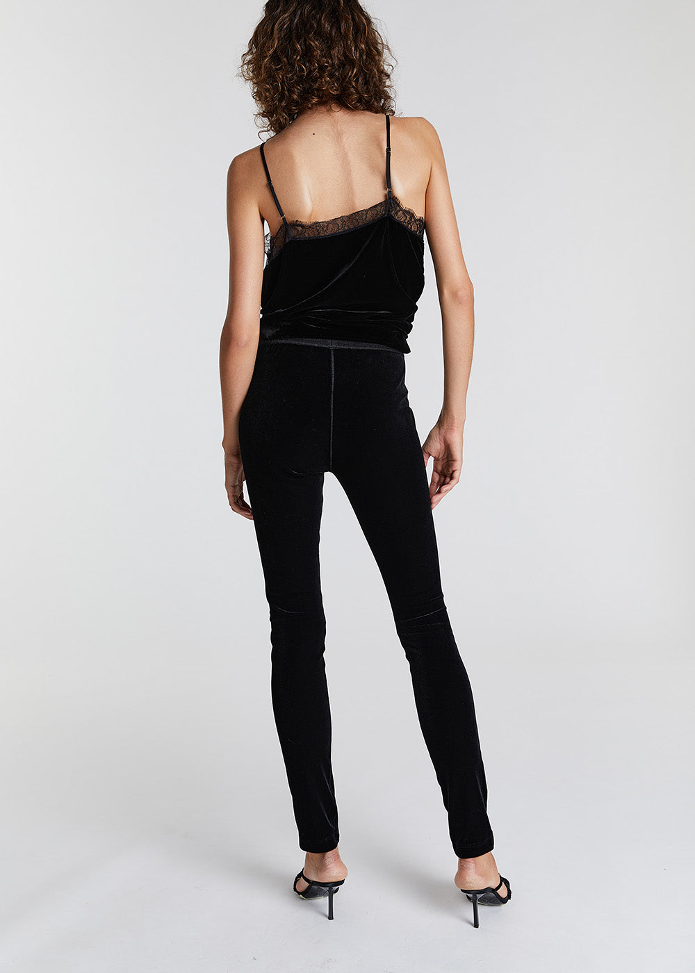 Pantalon slim en velours stretch