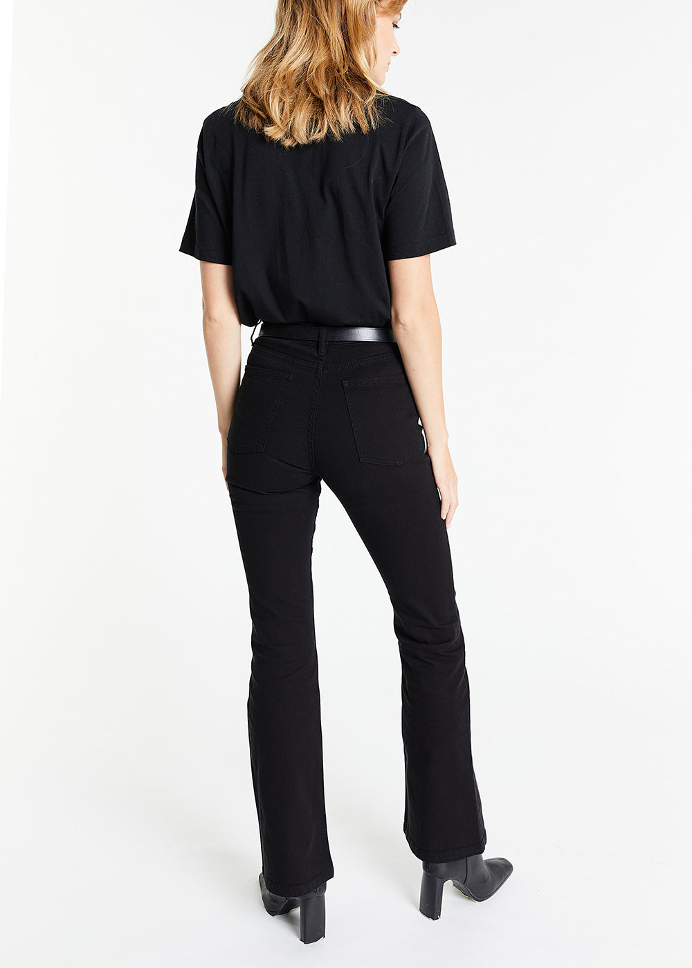JEANS COUPE FLARE NOIR