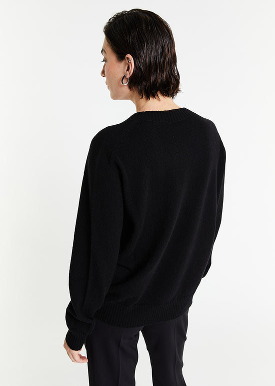 Pull col V en cachemire noir