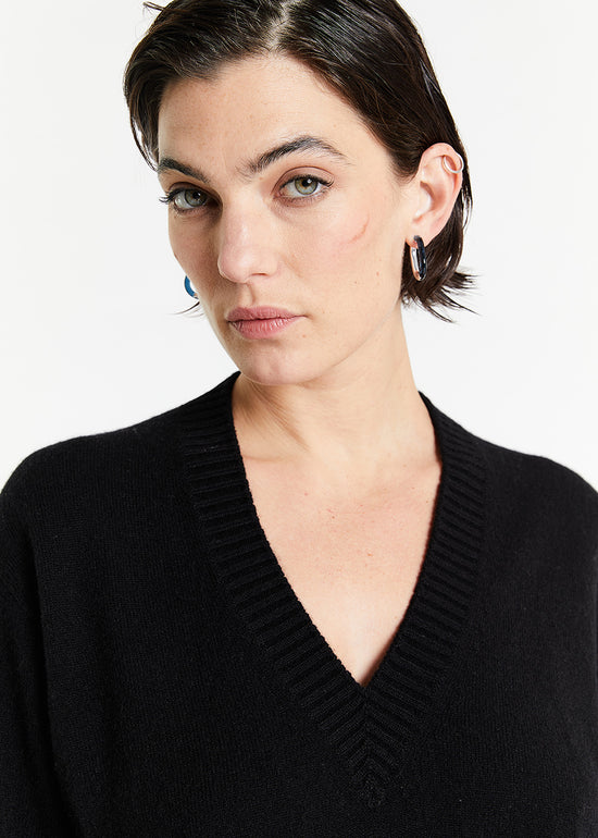 Pull col V en cachemire noir